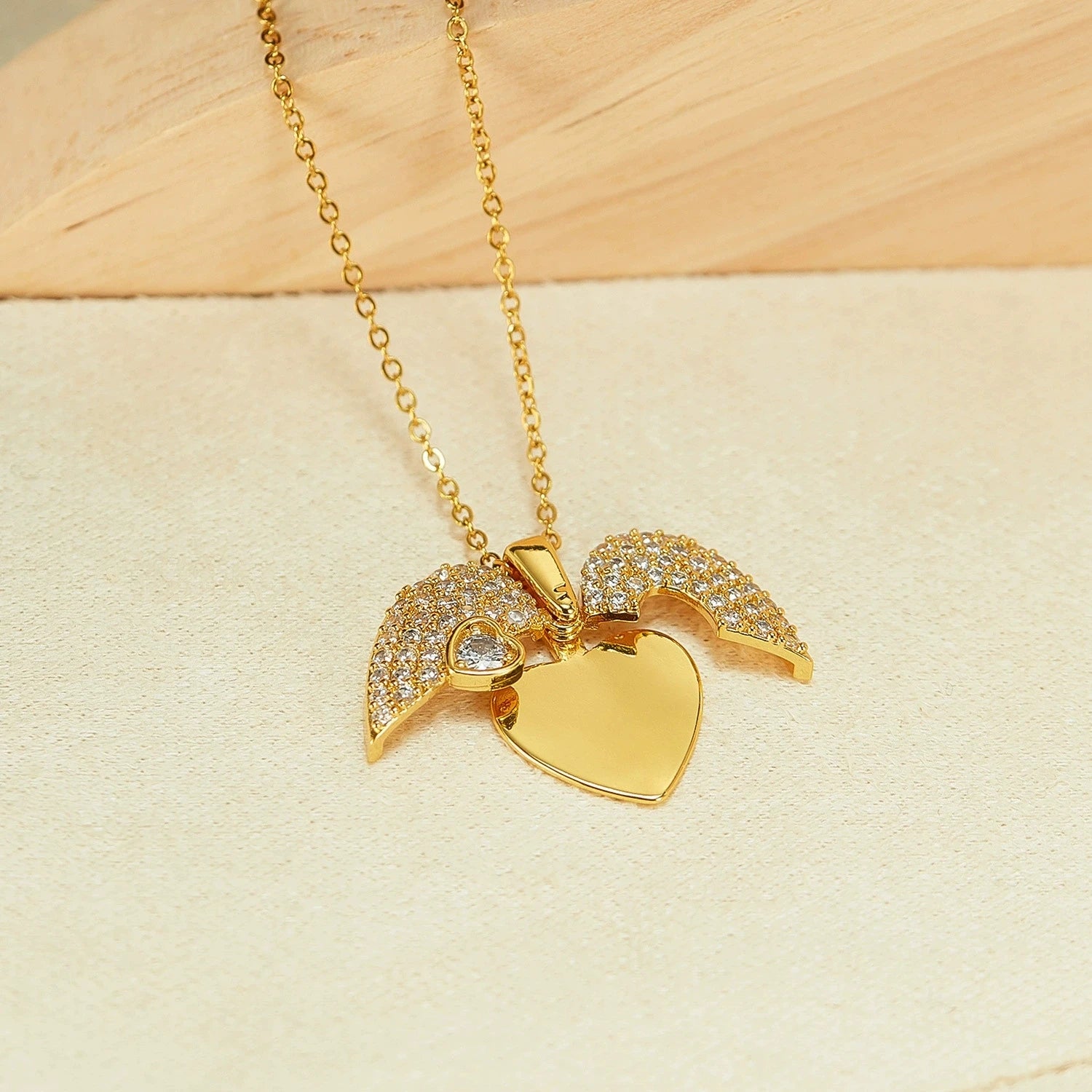 Zircon Heart & Angel Wings Pendant Necklace, Stainless Steel Polished Heart-shaped Jewelry