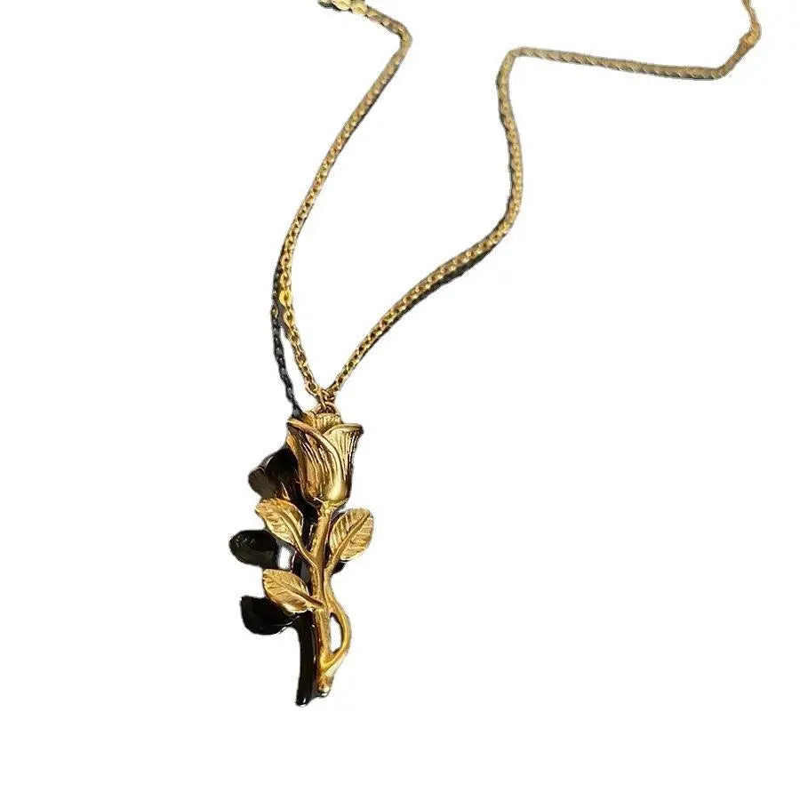 Vintage Rose Pattern Stainless Steel Pendant Necklace, Delicate Link Chain Elegant Niche Design